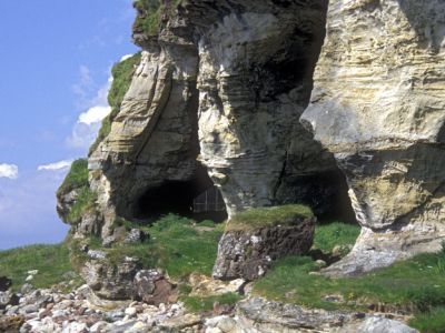 Giant's Caves